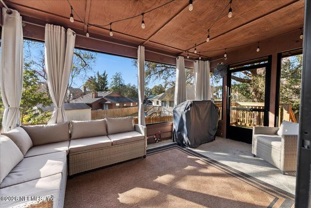 3950 ARBOR BLUFF Lane E, Jacksonville, FL 32225