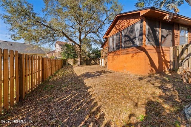 3950 ARBOR BLUFF Lane E, Jacksonville, FL 32225