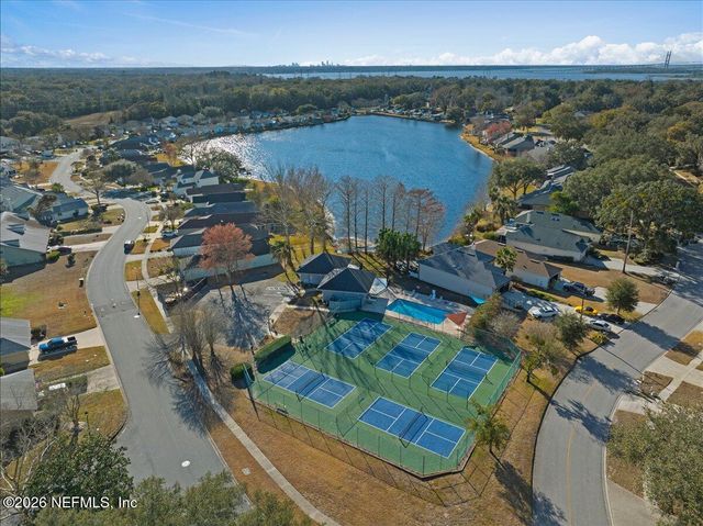 3950 ARBOR BLUFF Lane E, Jacksonville, FL 32225