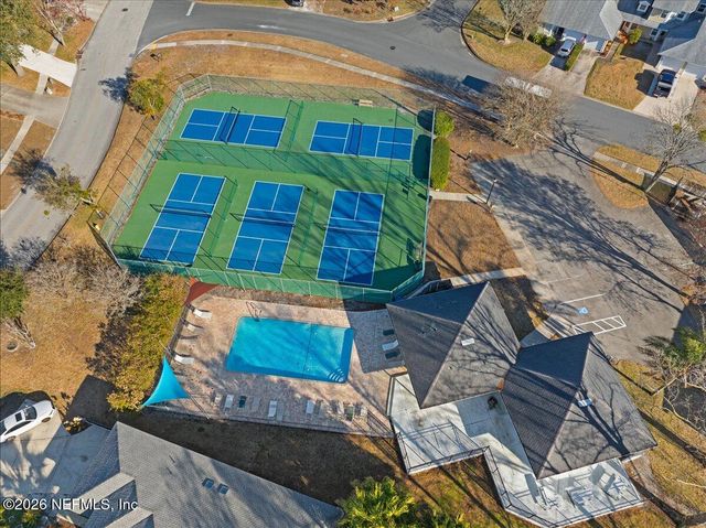 3950 ARBOR BLUFF Lane E, Jacksonville, FL 32225