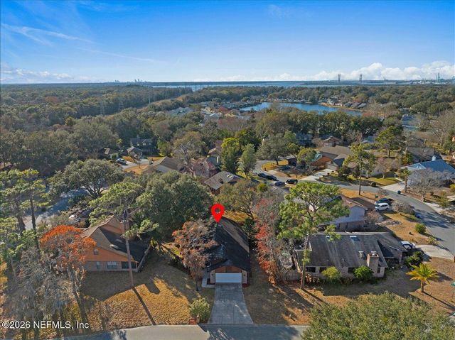 3950 ARBOR BLUFF Lane E, Jacksonville, FL 32225