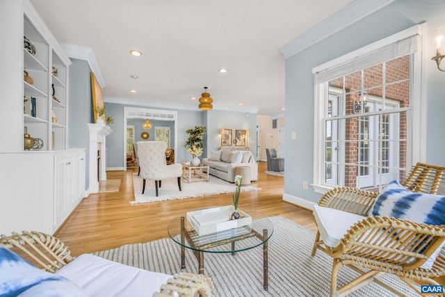 2420 PENDOWER LN, Keswick, VA 22947