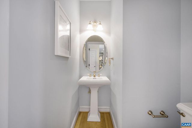 2420 PENDOWER LN, Keswick, VA 22947