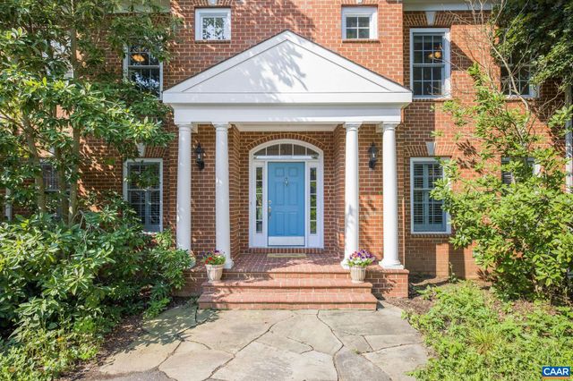 2420 PENDOWER LN, Keswick, VA 22947