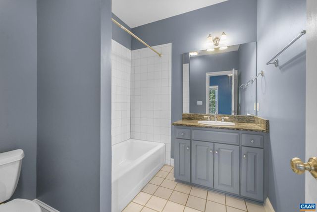 2420 PENDOWER LN, Keswick, VA 22947