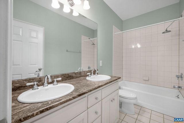 2420 PENDOWER LN, Keswick, VA 22947