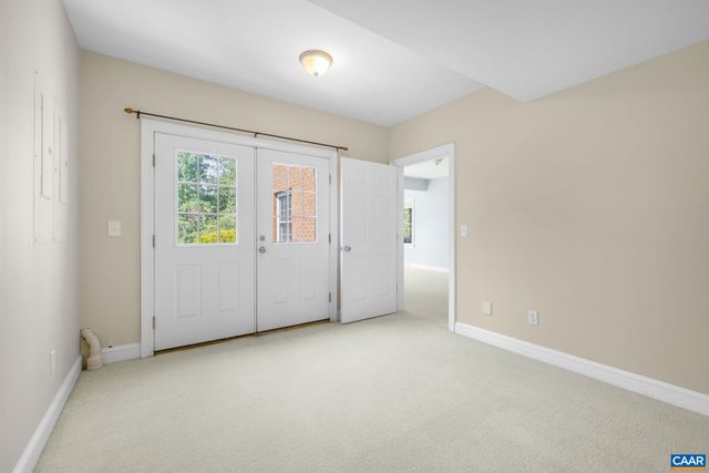 2420 PENDOWER LN, Keswick, VA 22947