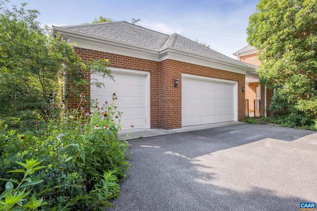 2420 PENDOWER LN, Keswick, VA 22947