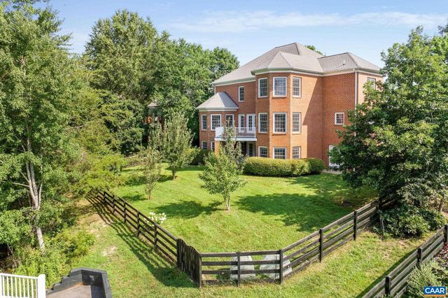 2420 PENDOWER LN, Keswick, VA 22947