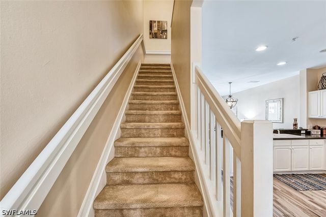 1080 Hampton CIR, Naples, FL 34105