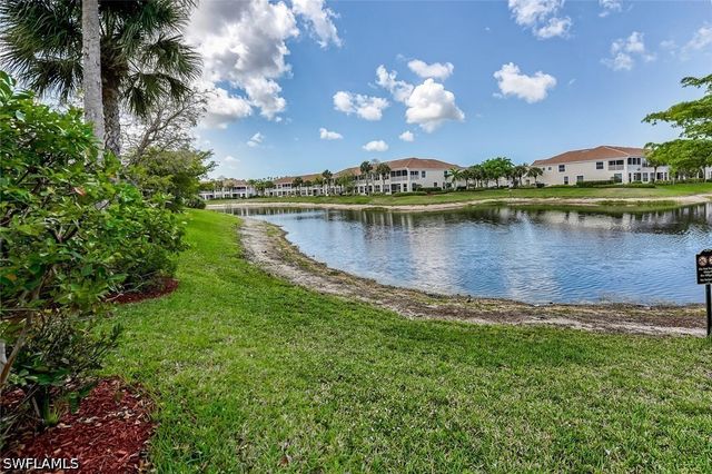 1080 Hampton CIR, Naples, FL 34105