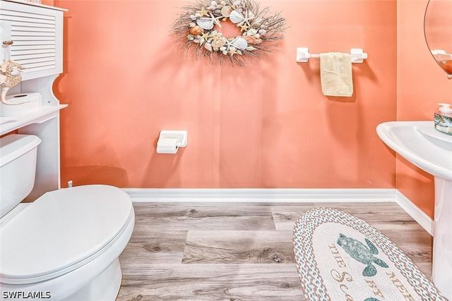 1080 Hampton CIR, Naples, FL 34105