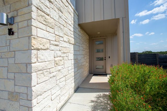 5315 La Crosse Ave 16, Austin, TX 78739