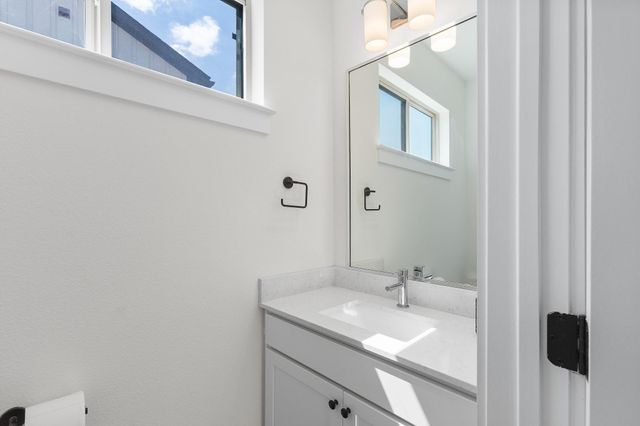 5315 La Crosse Ave 16, Austin, TX 78739