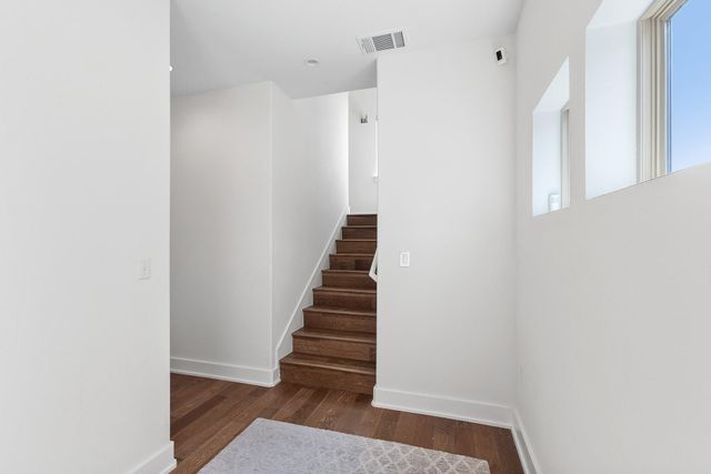 5315 La Crosse Ave 16, Austin, TX 78739