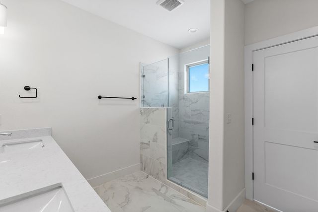 5315 La Crosse Ave 16, Austin, TX 78739