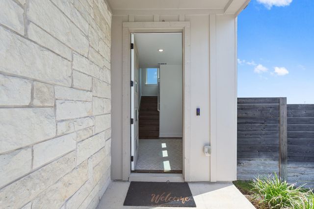 5315 La Crosse Ave 16, Austin, TX 78739