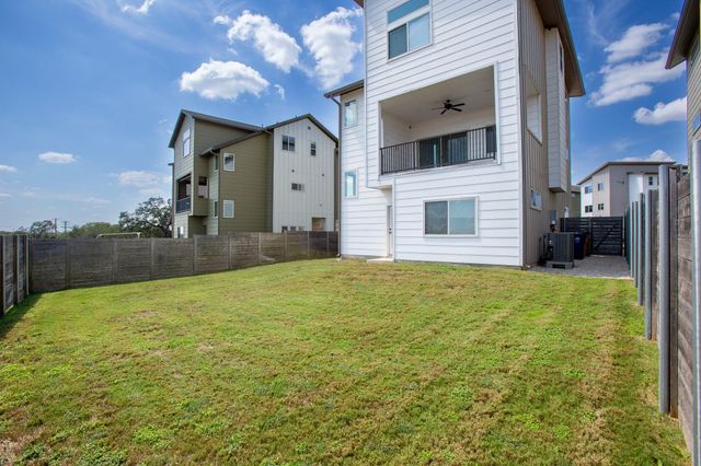 5315 La Crosse Ave 16, Austin, TX 78739