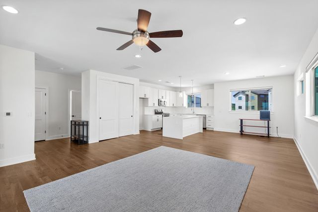 5315 La Crosse Ave 16, Austin, TX 78739