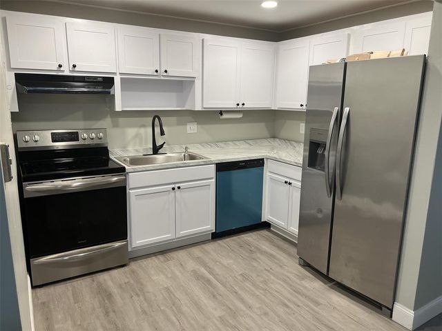 7000 NW 17TH Street 109, Plantation, FL 33313