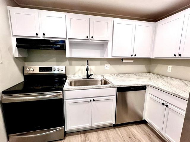 7000 NW 17TH Street 109, Plantation, FL 33313