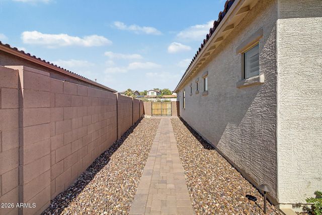 2418 N 211TH Lane, Buckeye, AZ 85396