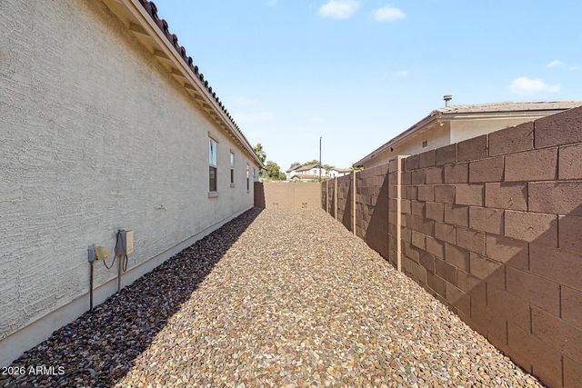 2418 N 211TH Lane, Buckeye, AZ 85396