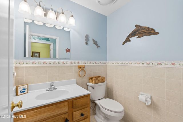 2008 E Oak Island Drive, Oak Island, NC 28465