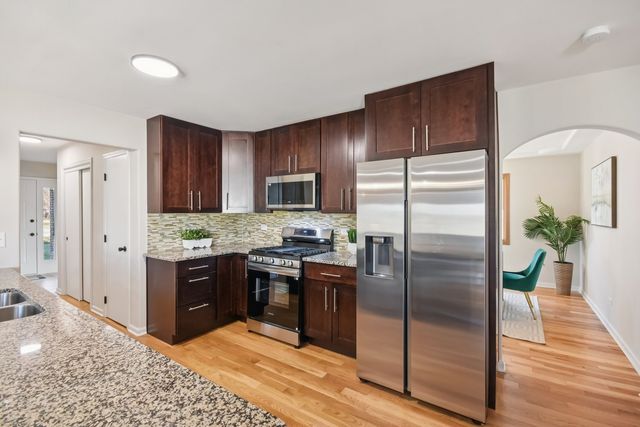 17800 Ridgeland Avenue, Tinley Park, IL 60477