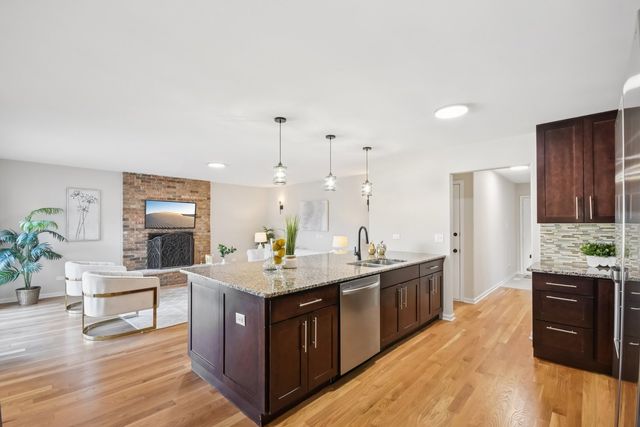 17800 Ridgeland Avenue, Tinley Park, IL 60477