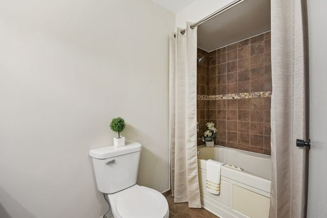 17800 Ridgeland Avenue, Tinley Park, IL 60477