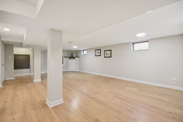 17800 Ridgeland Avenue, Tinley Park, IL 60477