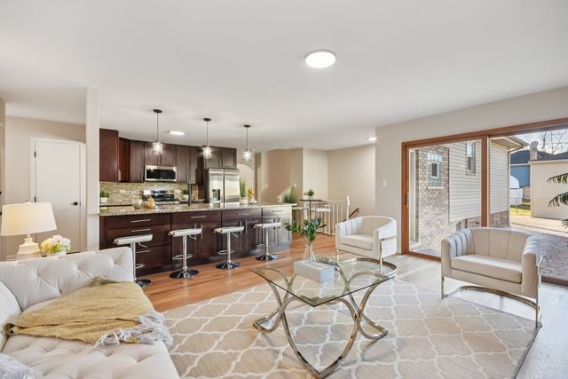 17800 Ridgeland Avenue, Tinley Park, IL 60477