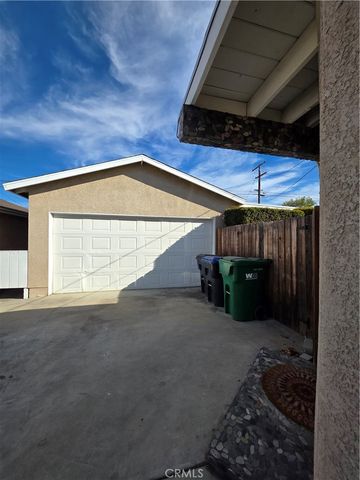 938 Ford, Corona, CA 92879