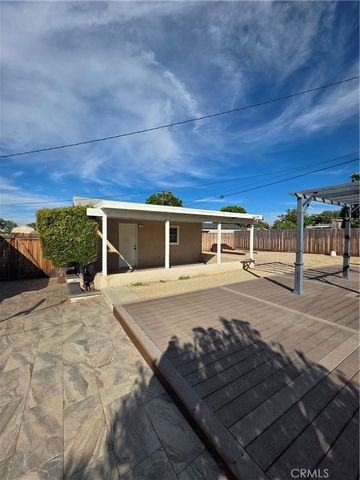 938 Ford, Corona, CA 92879