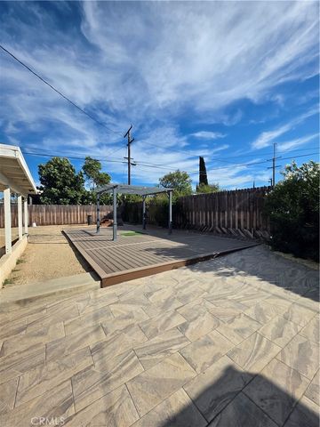 938 Ford, Corona, CA 92879