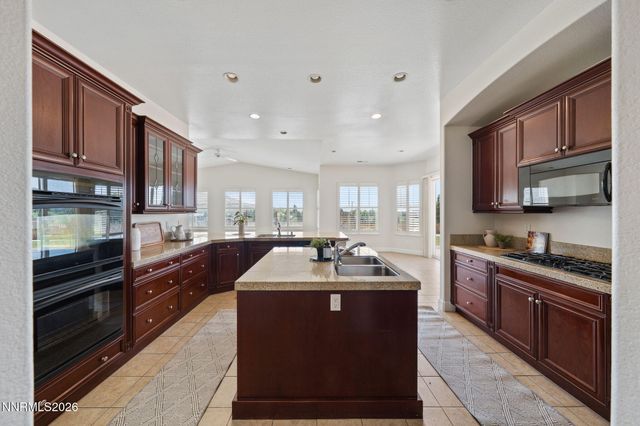 15200 Chateau Avenue, Reno, NV 89511