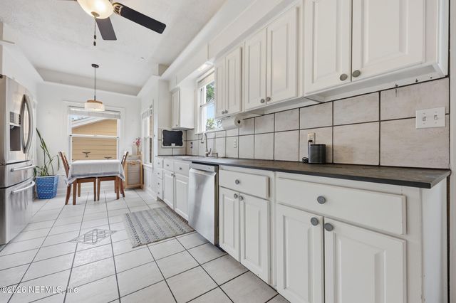 525 2ND Street, Neptune Beach, FL 32266