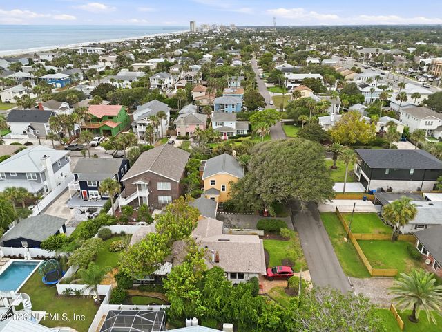 525 2ND Street, Neptune Beach, FL 32266