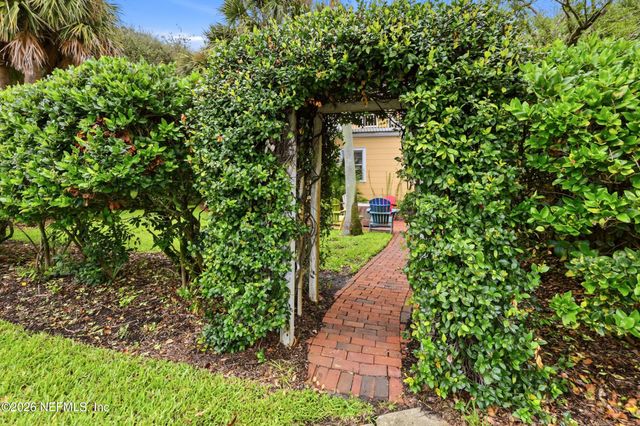 525 2ND Street, Neptune Beach, FL 32266