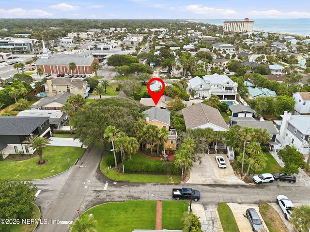 525 2ND Street, Neptune Beach, FL 32266