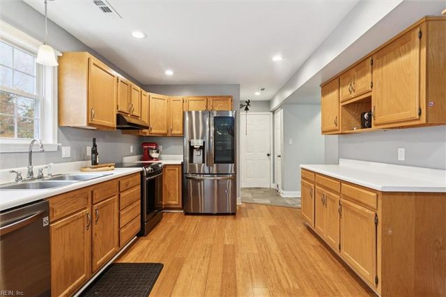 113 Hickory Hills DR, Williamsburg, VA 23185