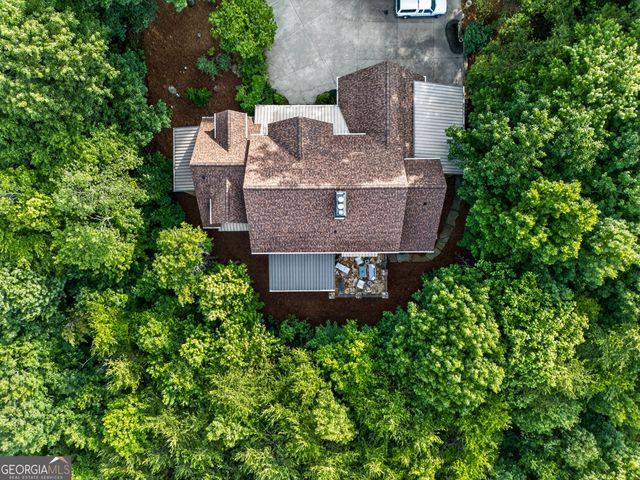 795 Chenocetah Drive, Cornelia, GA 30531