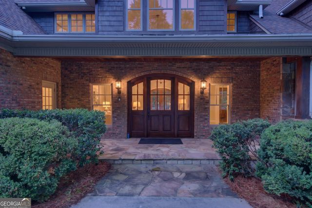 795 Chenocetah Drive, Cornelia, GA 30531
