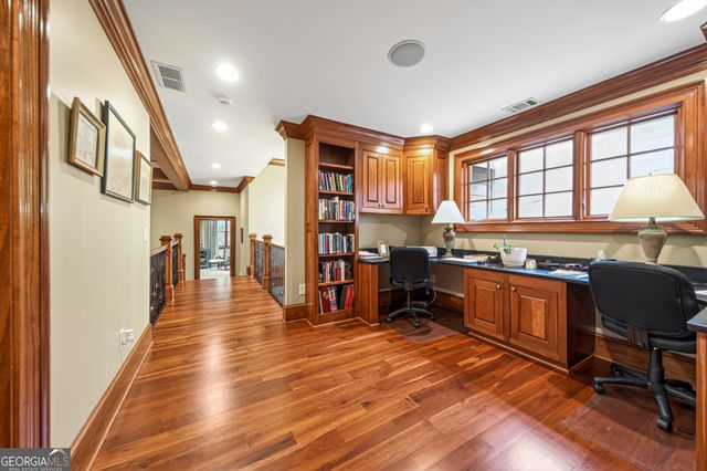 795 Chenocetah Drive, Cornelia, GA 30531