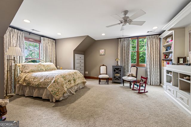 795 Chenocetah Drive, Cornelia, GA 30531