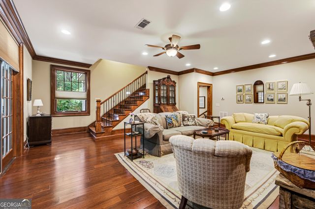 795 Chenocetah Drive, Cornelia, GA 30531