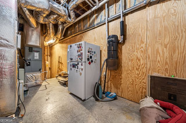 795 Chenocetah Drive, Cornelia, GA 30531