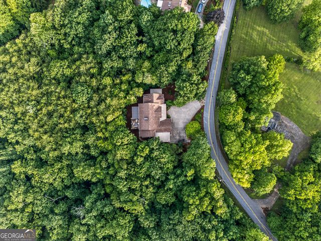 795 Chenocetah Drive, Cornelia, GA 30531