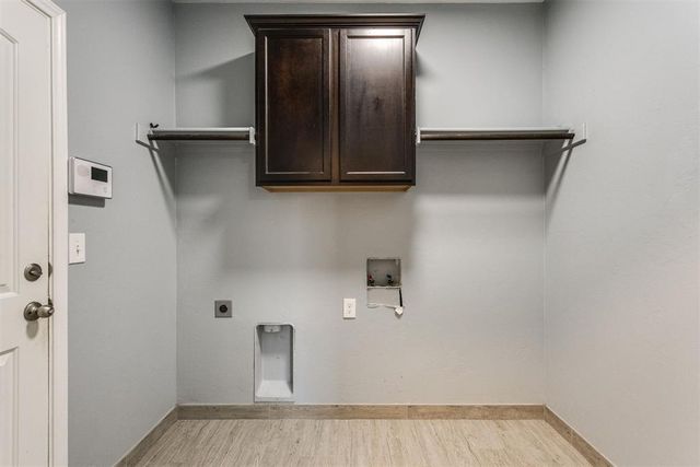 11221 NW 96th Street, Yukon, OK 73099